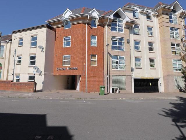 Flat for sale in Bevois Town, Isle Of Man