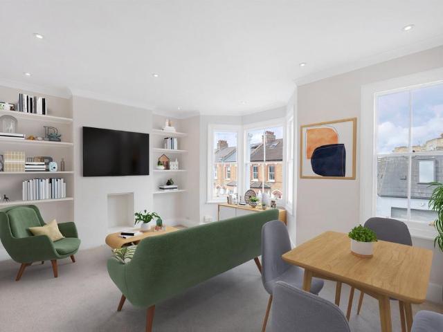 Flat for sale in Wandsworth, Greater London
