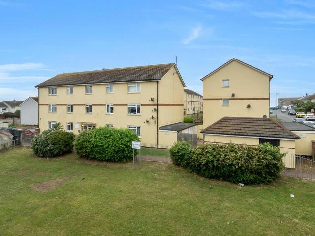 Flat for sale in Portland, East Dorset