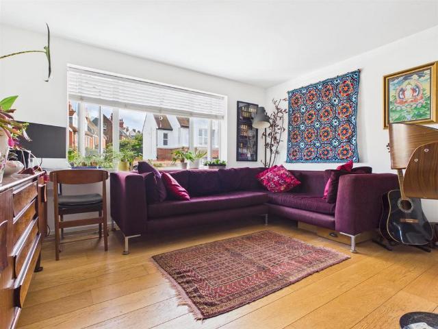 Flat for sale in Queen's Park, Brighton & Hove