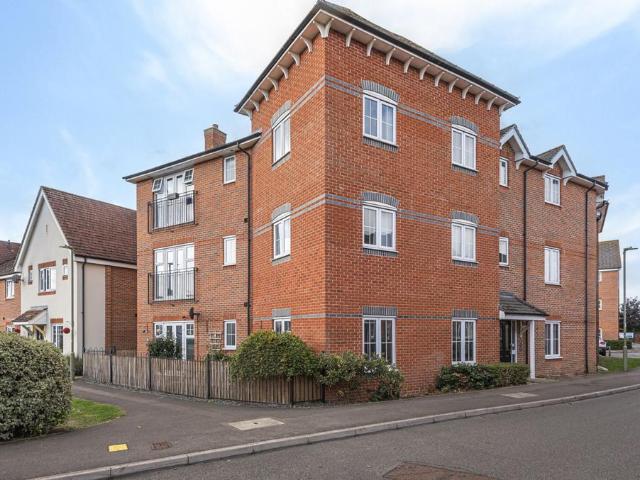 Flat for sale in Caldecott, Dromore