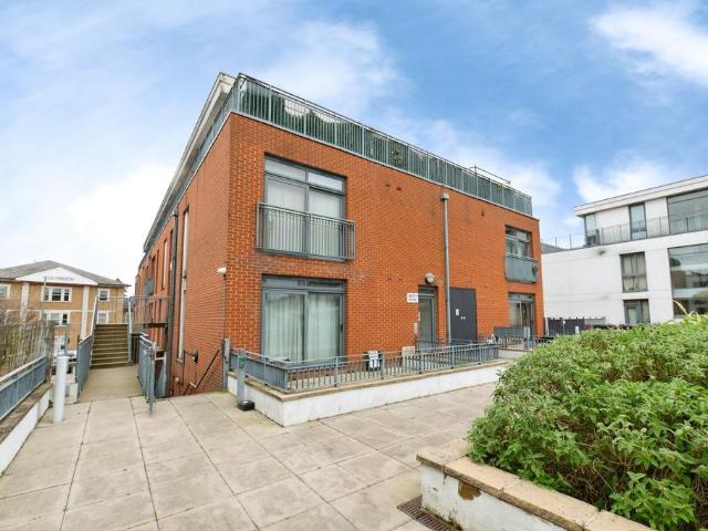 Flat for sale in Row Town, Surrey