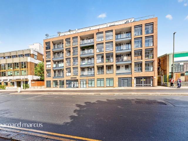 Flat for sale in Whetstone, Isle Of Man