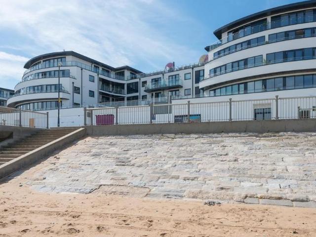 Flat for sale in East Cliff, Acol