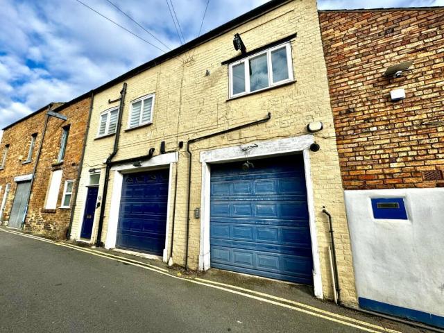 Flat for sale in The Old Town, Kepwick