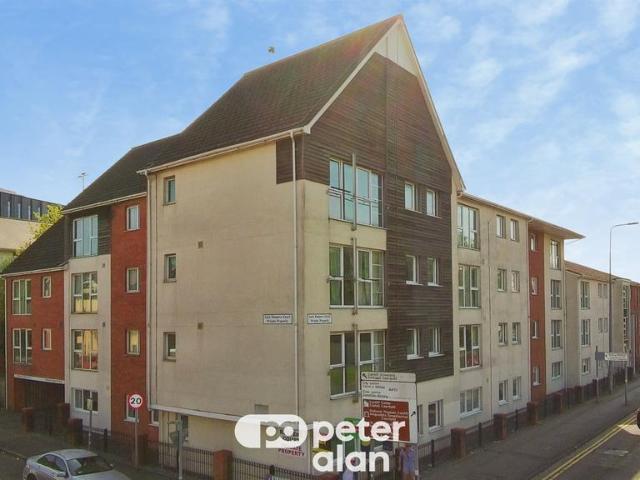 Flat for sale in Falcon Lodge, Wales