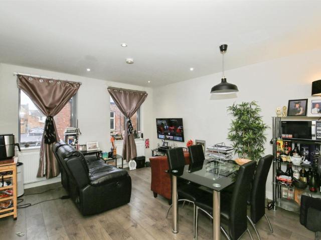 Flat for sale in Peterborough