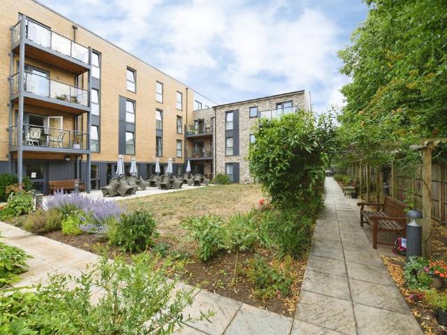 Flat for sale in Moulsham, Chelmsford