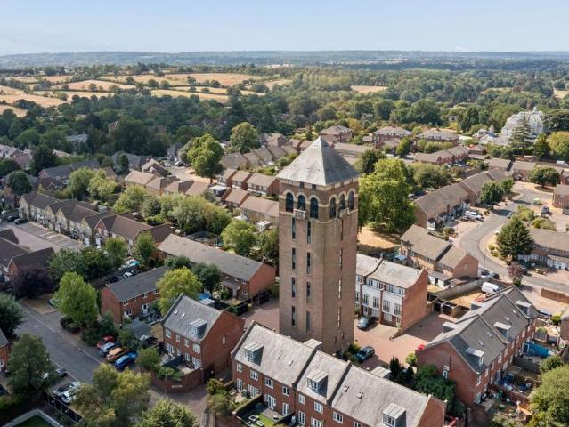 Flat for sale in Shenley, Hertsmere