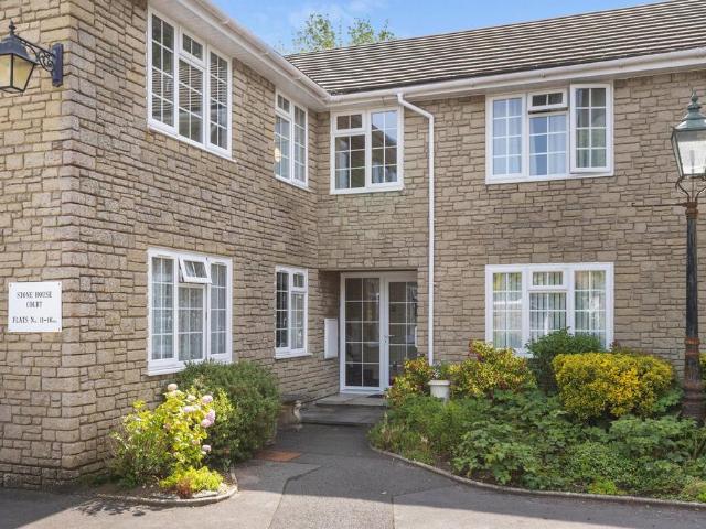 Flat for sale in Fordington