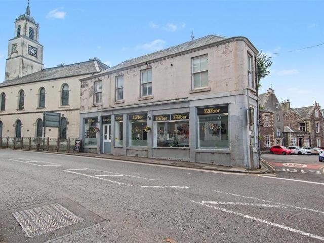 Flat for sale in Lanark, Scotland