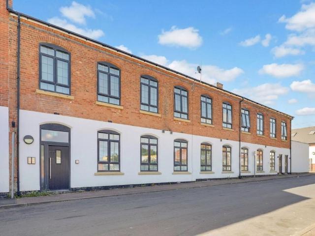 Flat for sale in Hyson Green, Haddon