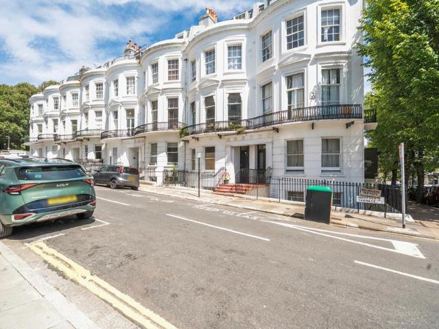 Flat for sale in Brunswick, Brighton & Hove
