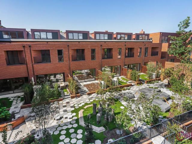 Flat for sale in Hornsey, Greater London