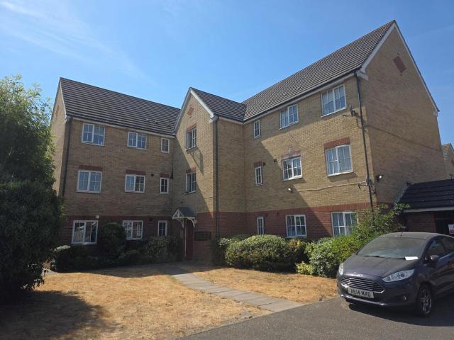 Flat for sale in Becontree, Greater London