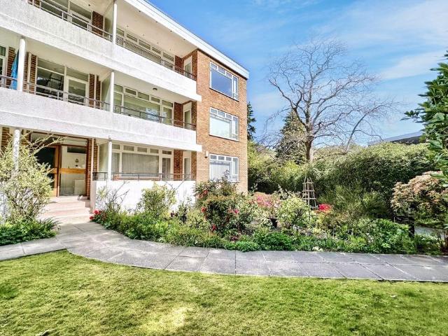 Flat for sale in Branksome Chine, Canford Cliffs