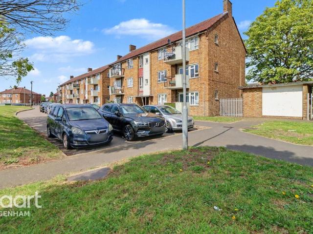 Flat for sale in Dagenham, Isle Of Man