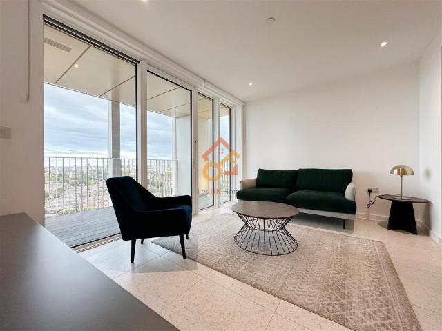 Flat for sale in Whitechapel, Greater London