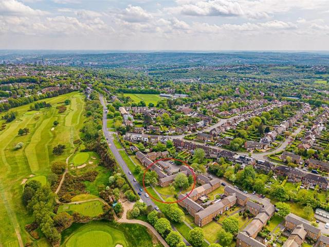 Flat for sale in Lodge Moor, South Yorkshire