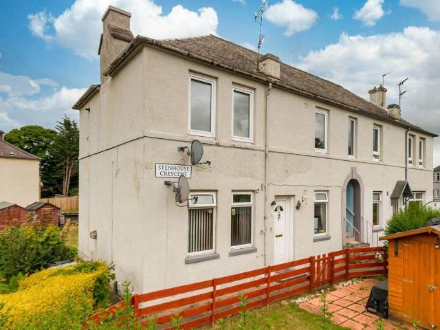 Flat for sale in Saughton, Scotland