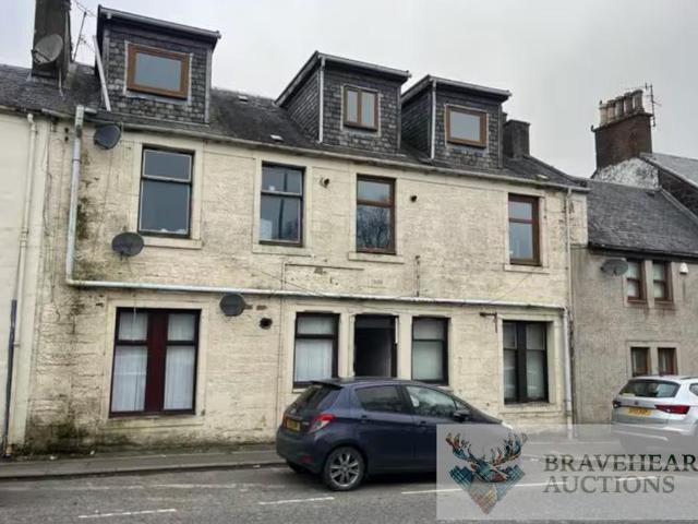 Flat for sale in New Cumnock, Scotland