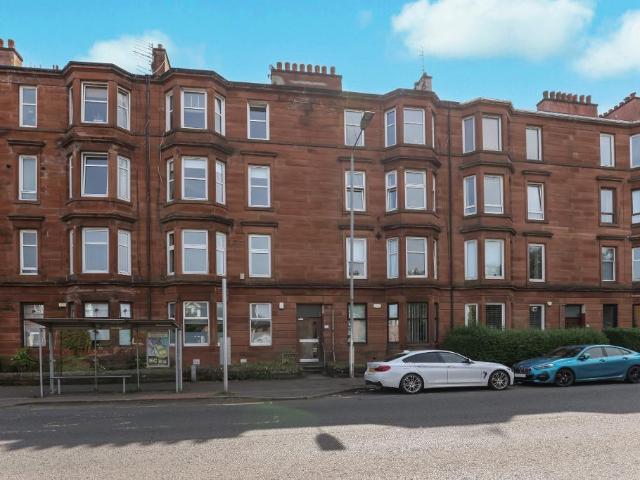 Flat for sale in Sandyhills, Scotland