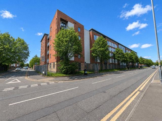 Flat for sale in Ordsall, Salford