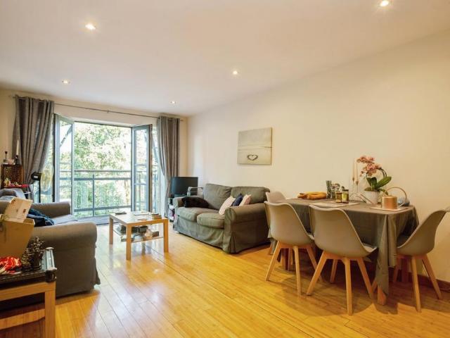 Flat for sale in City Centre, Falcon Lodge