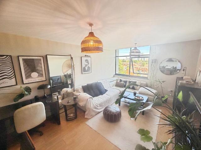 Flat for sale in Salford Quays, Salford