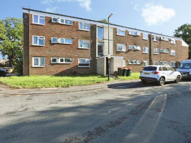 Flat for sale in Glynde, West Sussex