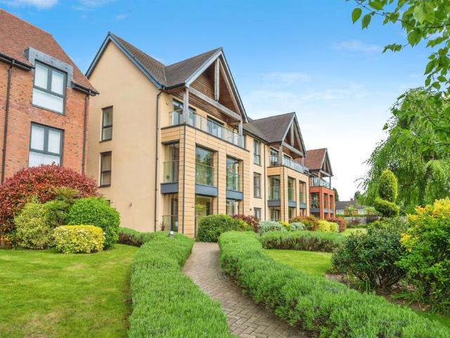 Flat for sale in Elmdon, West Midlands