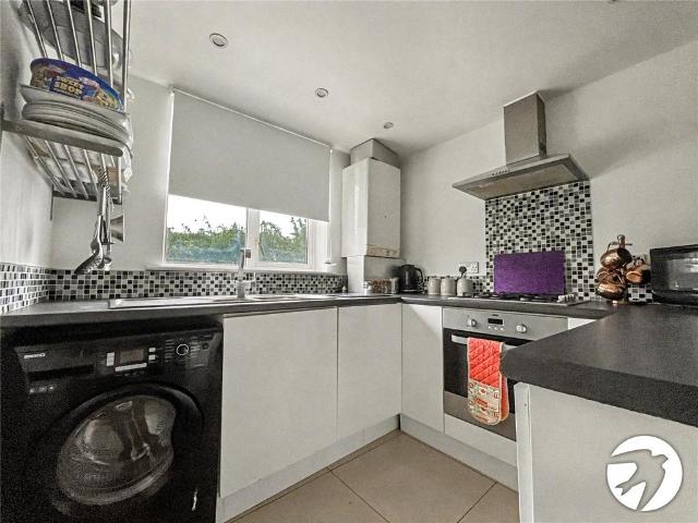 Flat for sale in Frindsbury