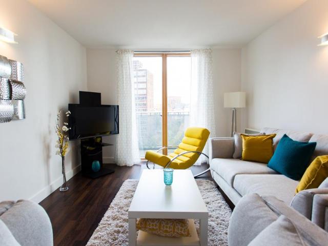 Flat for sale in City Centre, Salford