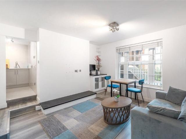 Flat for sale in Belgravia, Isle Of Man