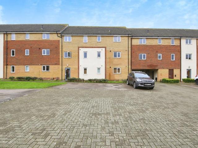 Flat for sale in Hampton Hargate, Peterborough