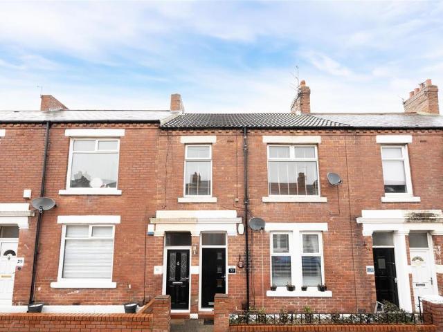 Flat for sale in Chirton, North Shields