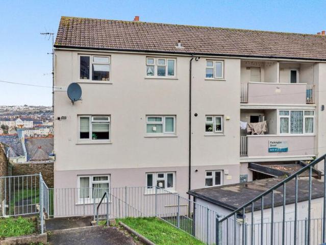 Flat for sale in Mount Wise