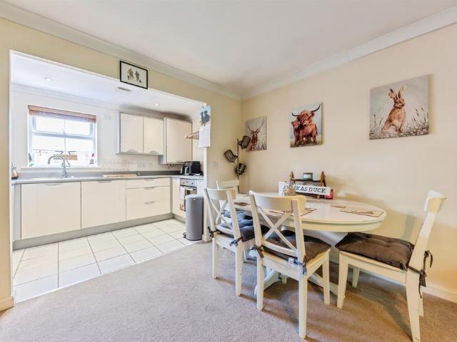 Flat for sale in Grantham, Barholm