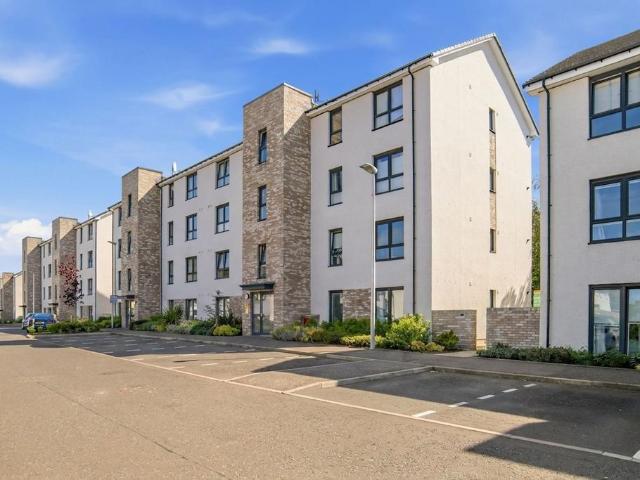 Flat for sale in Livingston Village, Dedridge