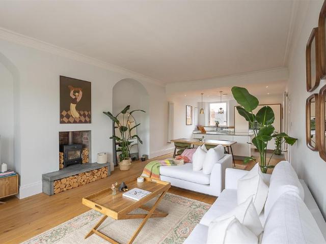 Flat for sale in Jesmond, Tyne And Wear