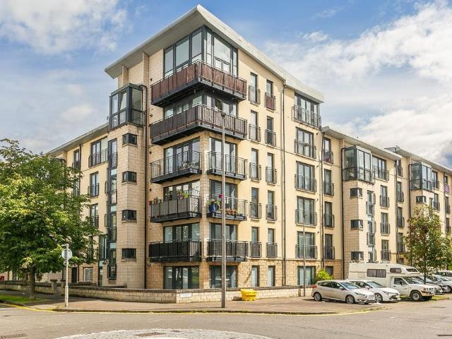 Flat for sale in Granton Mill, Scotland