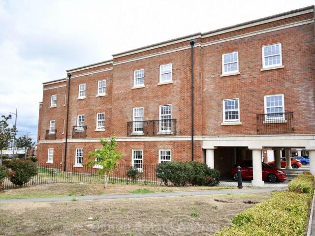 Flat for sale in Priddy's Hard, Middlecroft