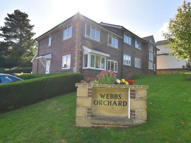 Flat for sale in Hockerley, High Peak