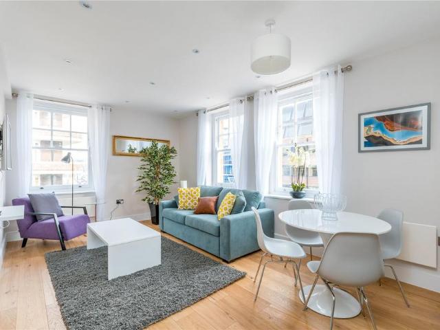 Flat for sale in South Hampstead, Greater London