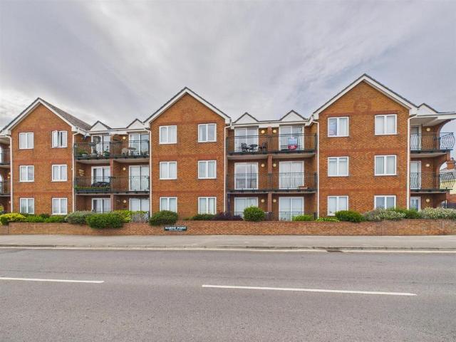 Flat for sale in Bridlington, East Riding Of Yorkshire