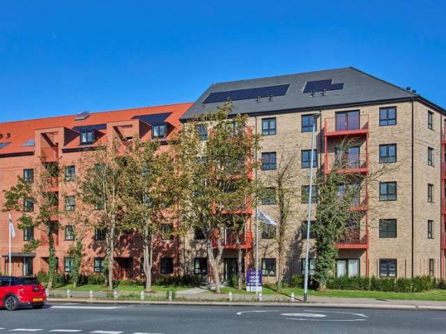Flat for sale in Chedburgh, Suffolk