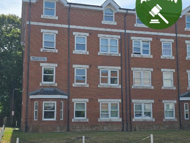 Flat for sale in Bridgemere, Eastbourne