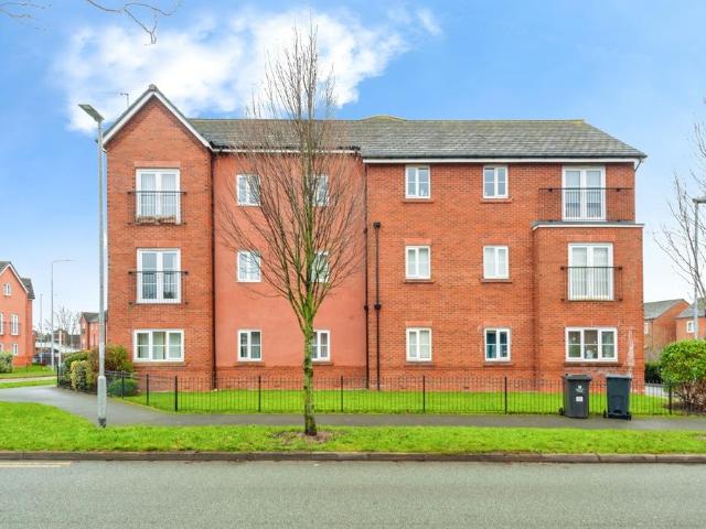 Flat for sale in Huyton, Isle Of Man