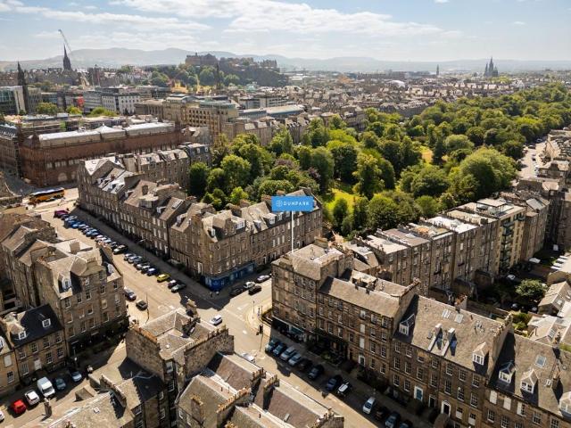 Flat for sale in New Town, Scotland