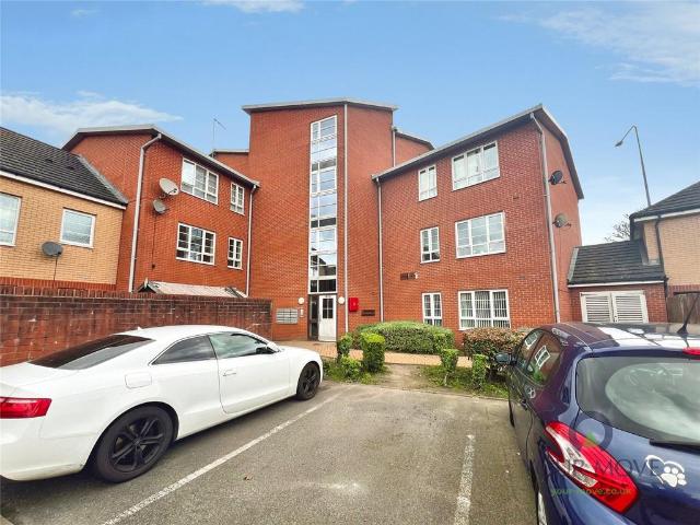 Flat for sale in Dudley Port, Tipton
